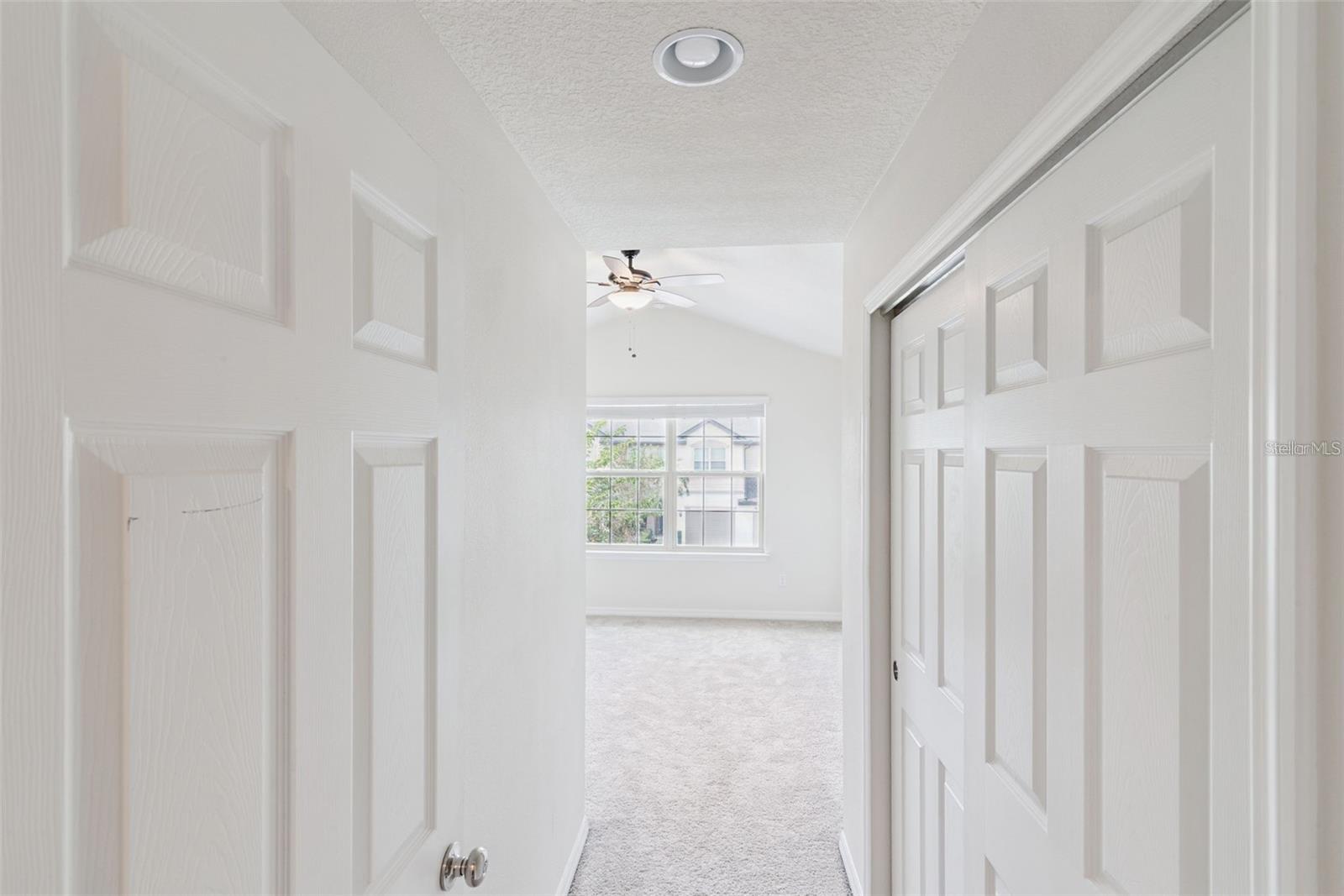 Image 15 of 21 For 3047 Alessa Loop