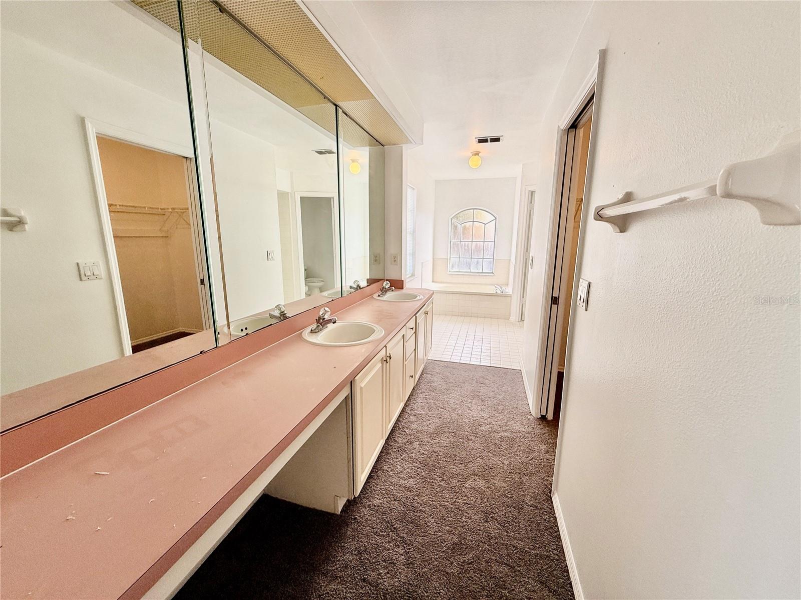 Image 18 of 26 For 3237 Fairfield Drive