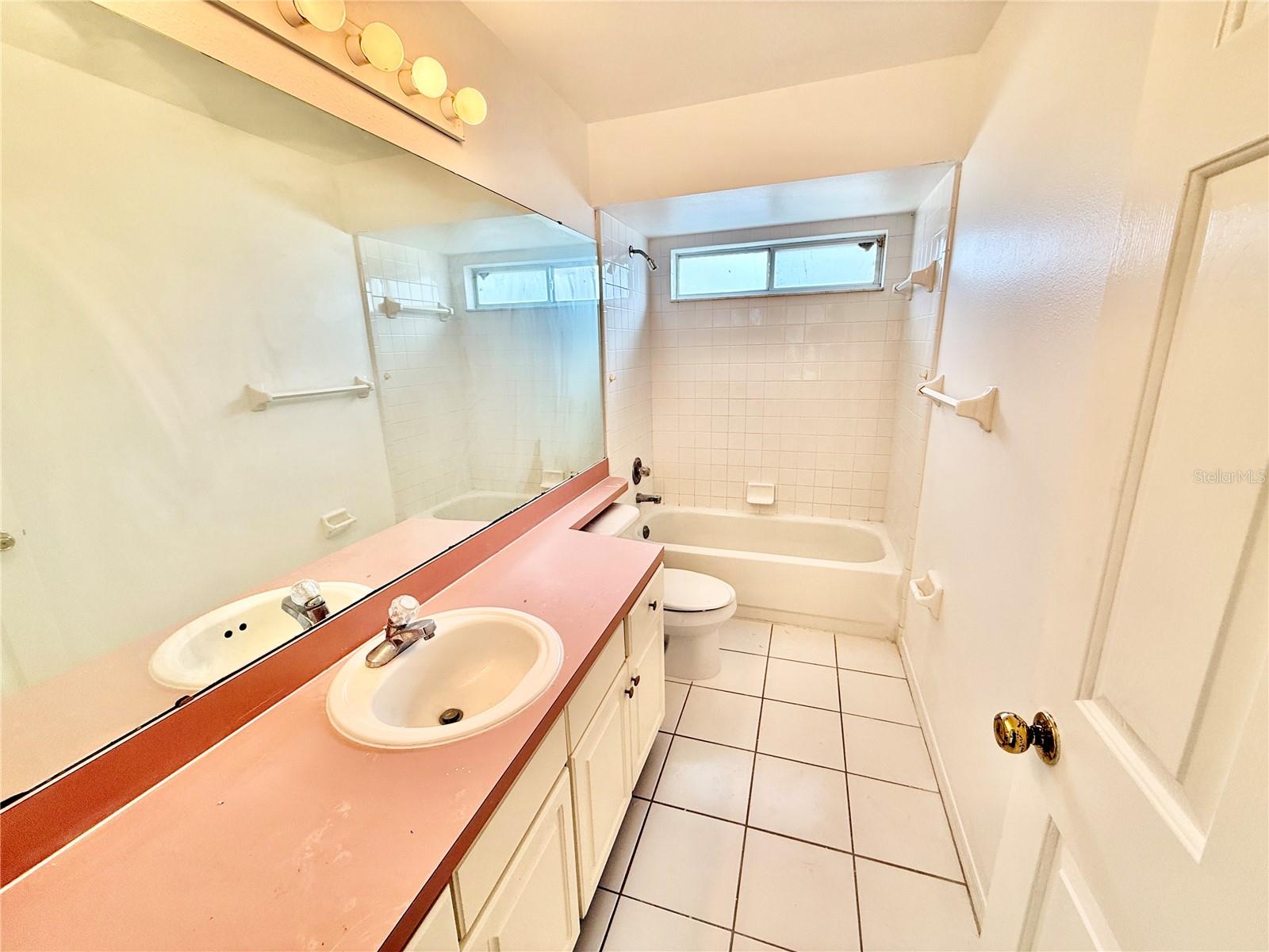 Image 19 of 26 For 3237 Fairfield Drive