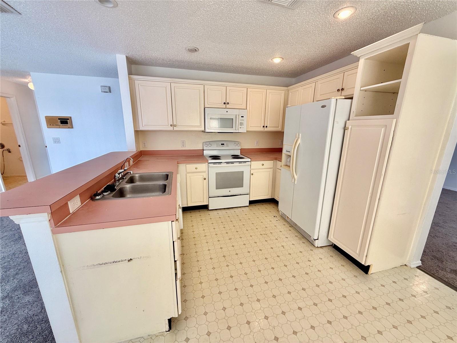 Image 8 of 26 For 3237 Fairfield Drive