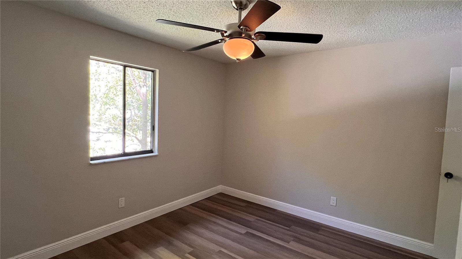 Image 18 of 37 For 1716 Foxhall Circle 1716