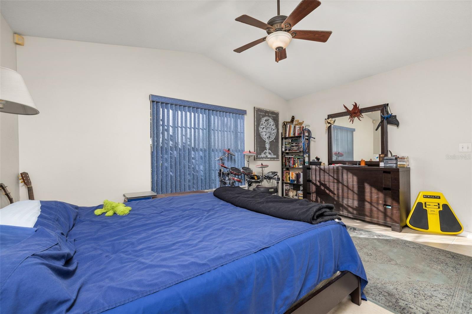 Image 15 of 32 For 8619 White Rose Drive