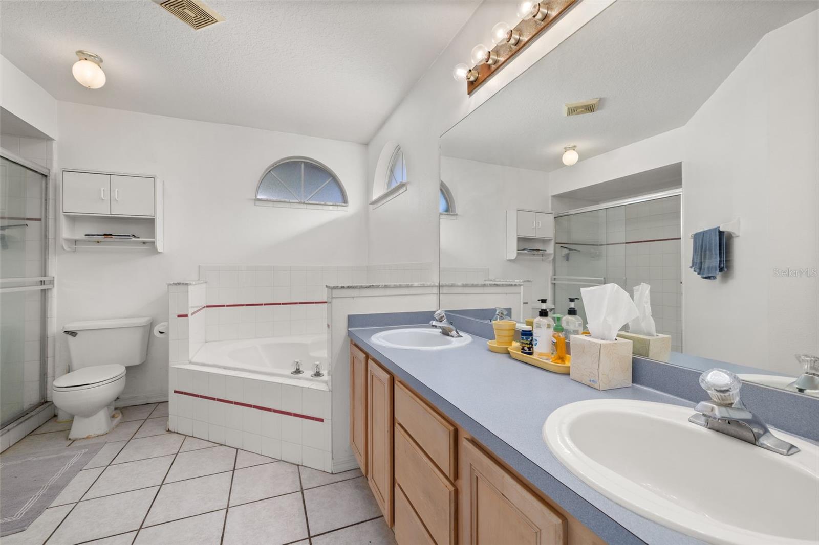 Image 18 of 32 For 8619 White Rose Drive