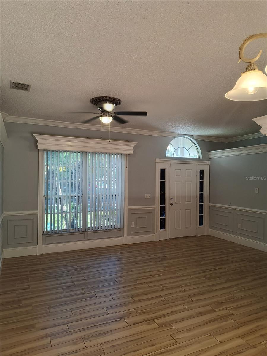 Image 17 of 38 For 3201 Settlers Trail