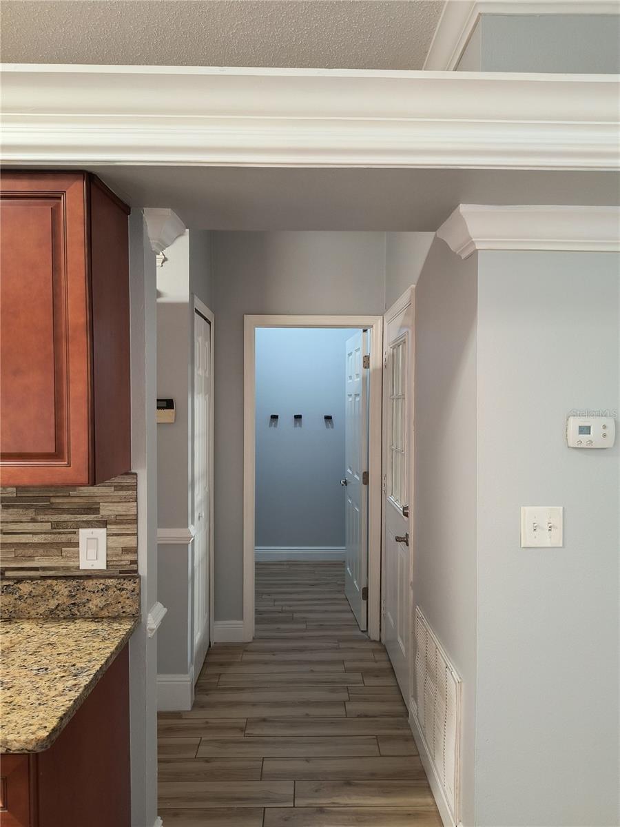 Image 26 of 38 For 3201 Settlers Trail