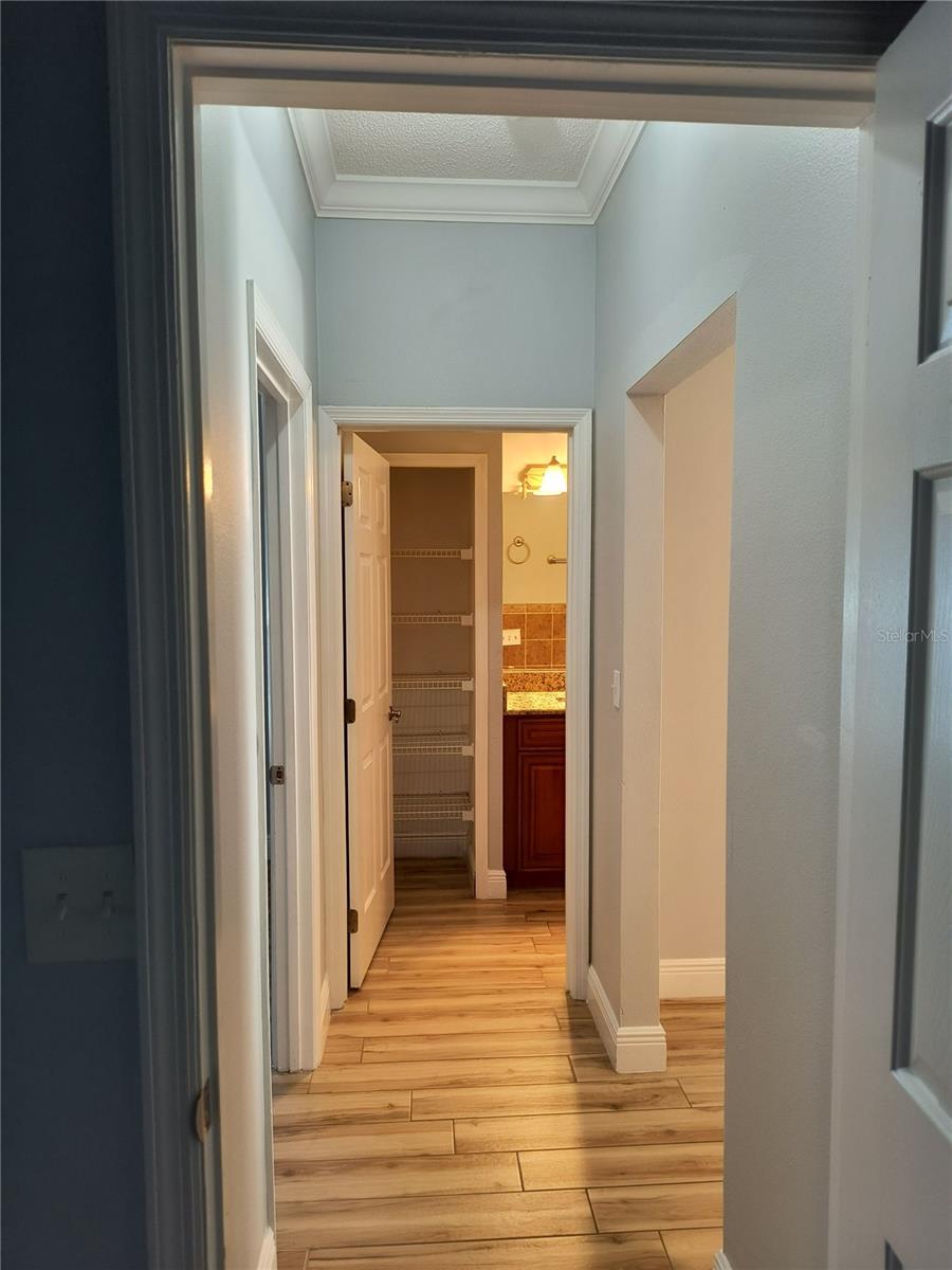 Image 34 of 38 For 3201 Settlers Trail