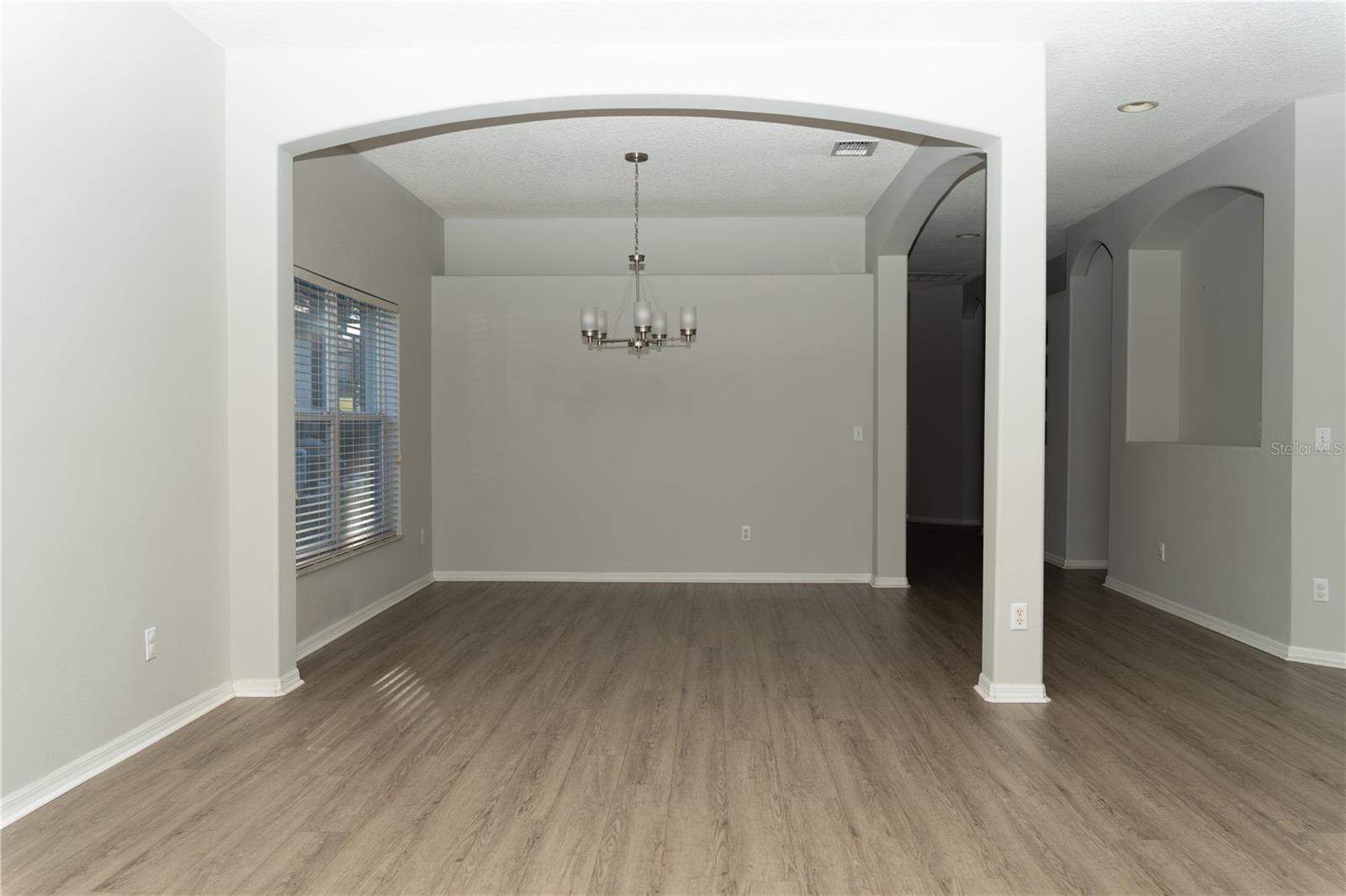 Image 5 of 12 For 1268 Portmoor