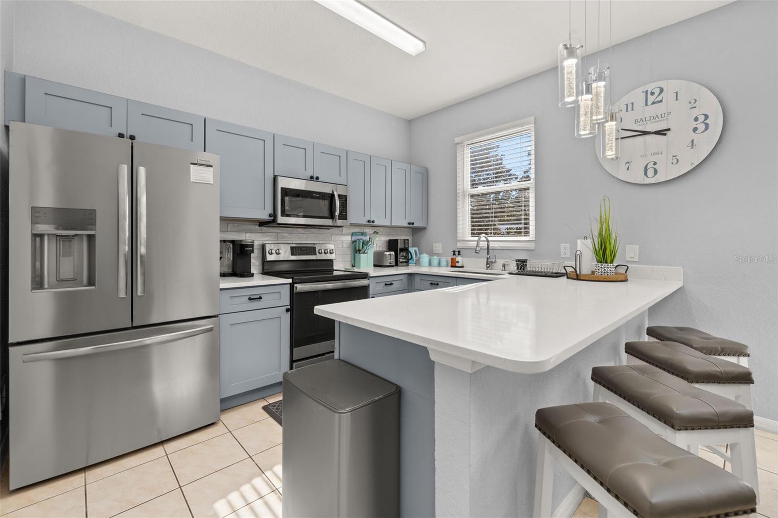 Image 2 of 89 For 447 La Mirage Street