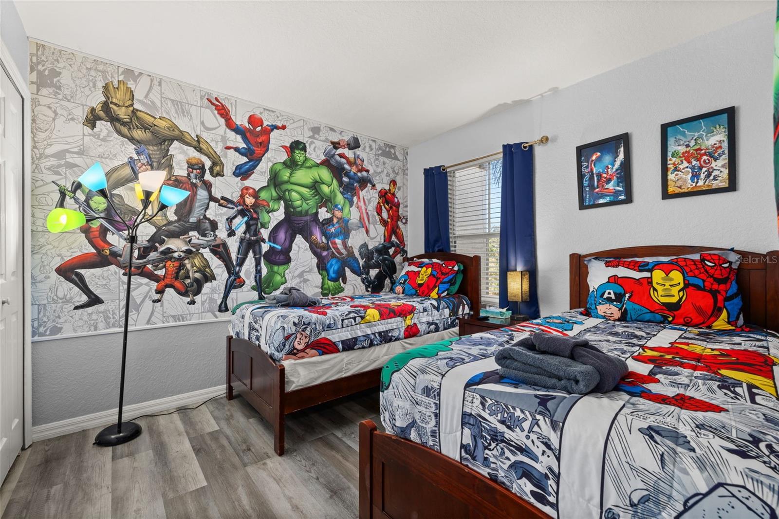 Image 24 of 89 For 447 La Mirage Street