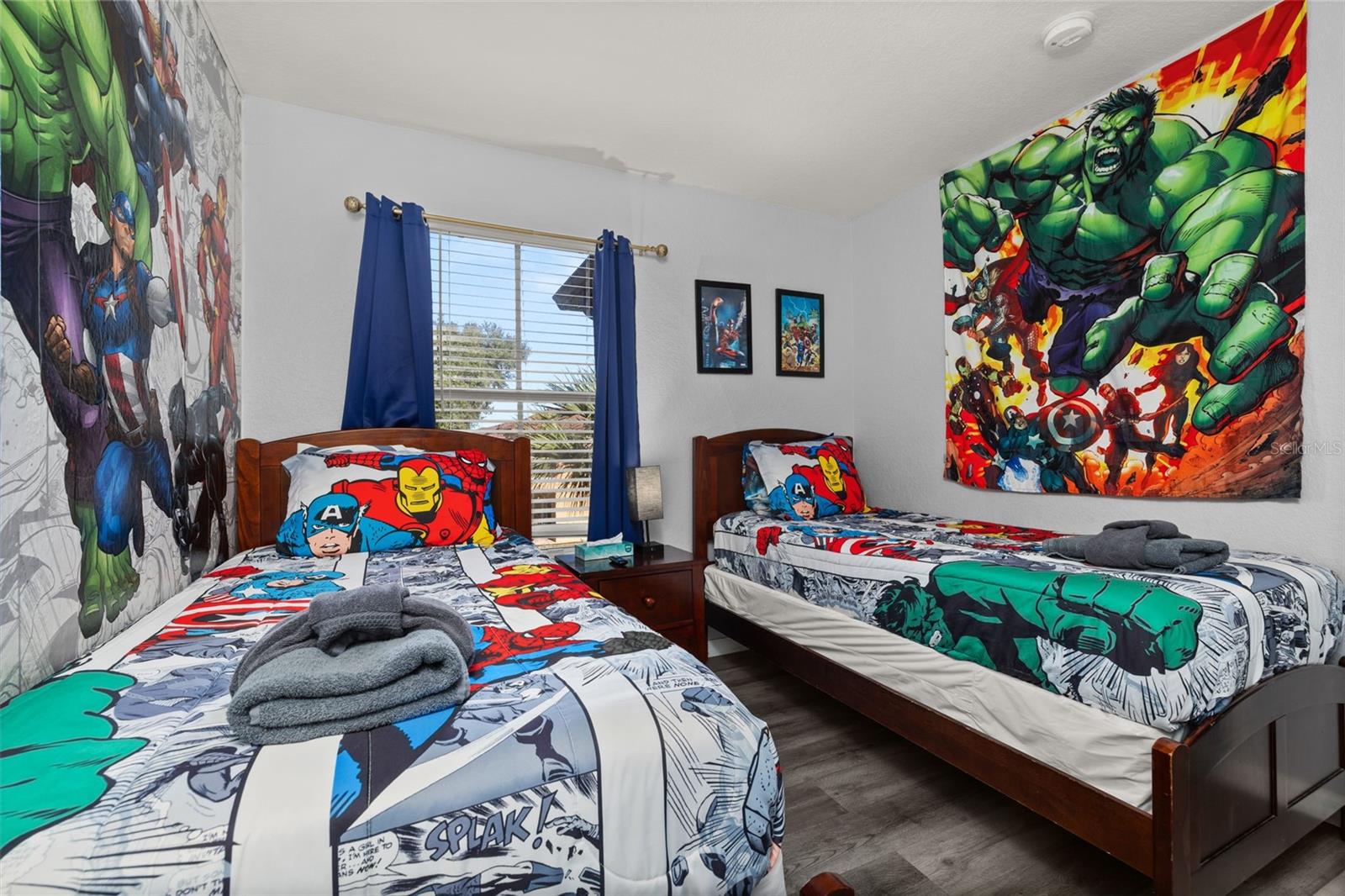 Image 25 of 89 For 447 La Mirage Street