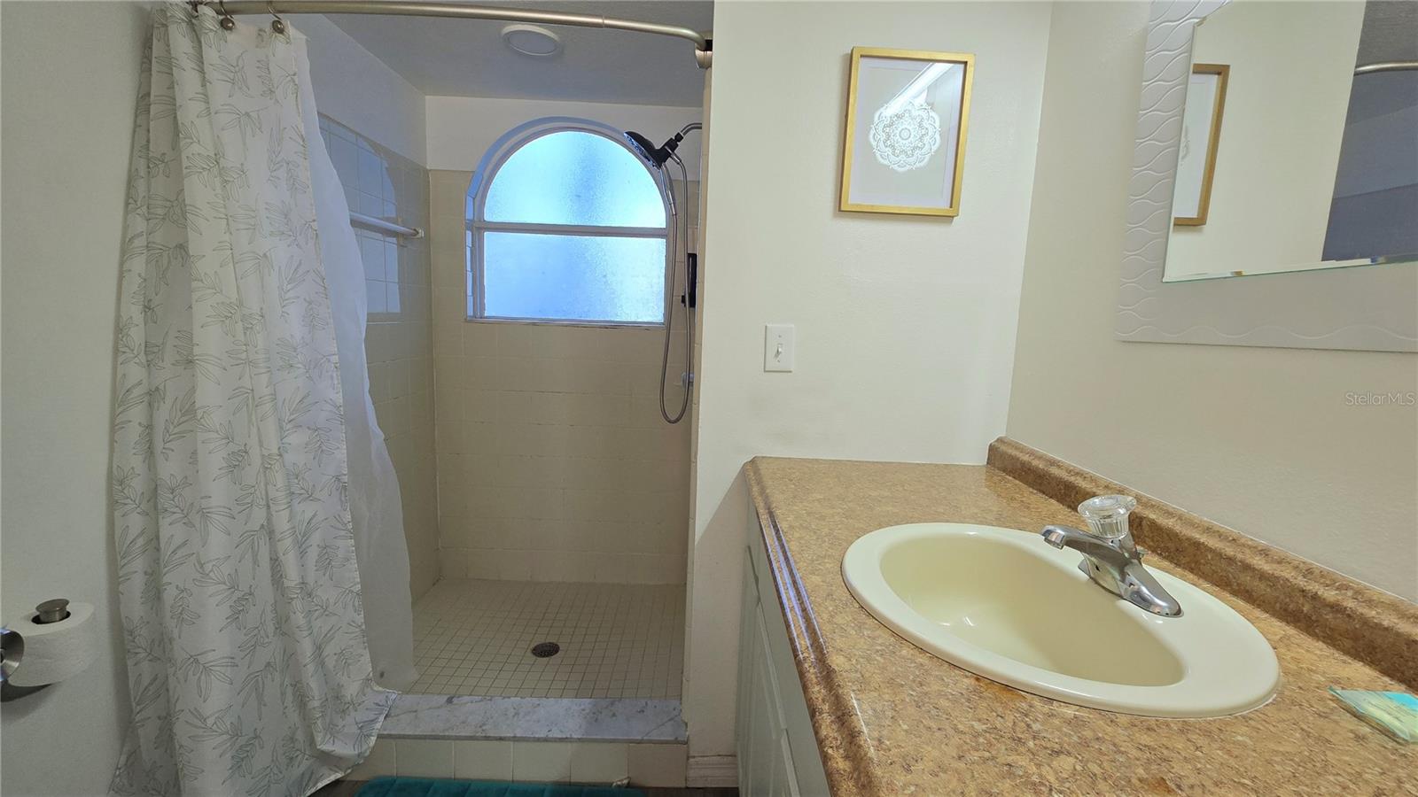 Image 13 of 18 For 2729 Poinciana Boulevard 117