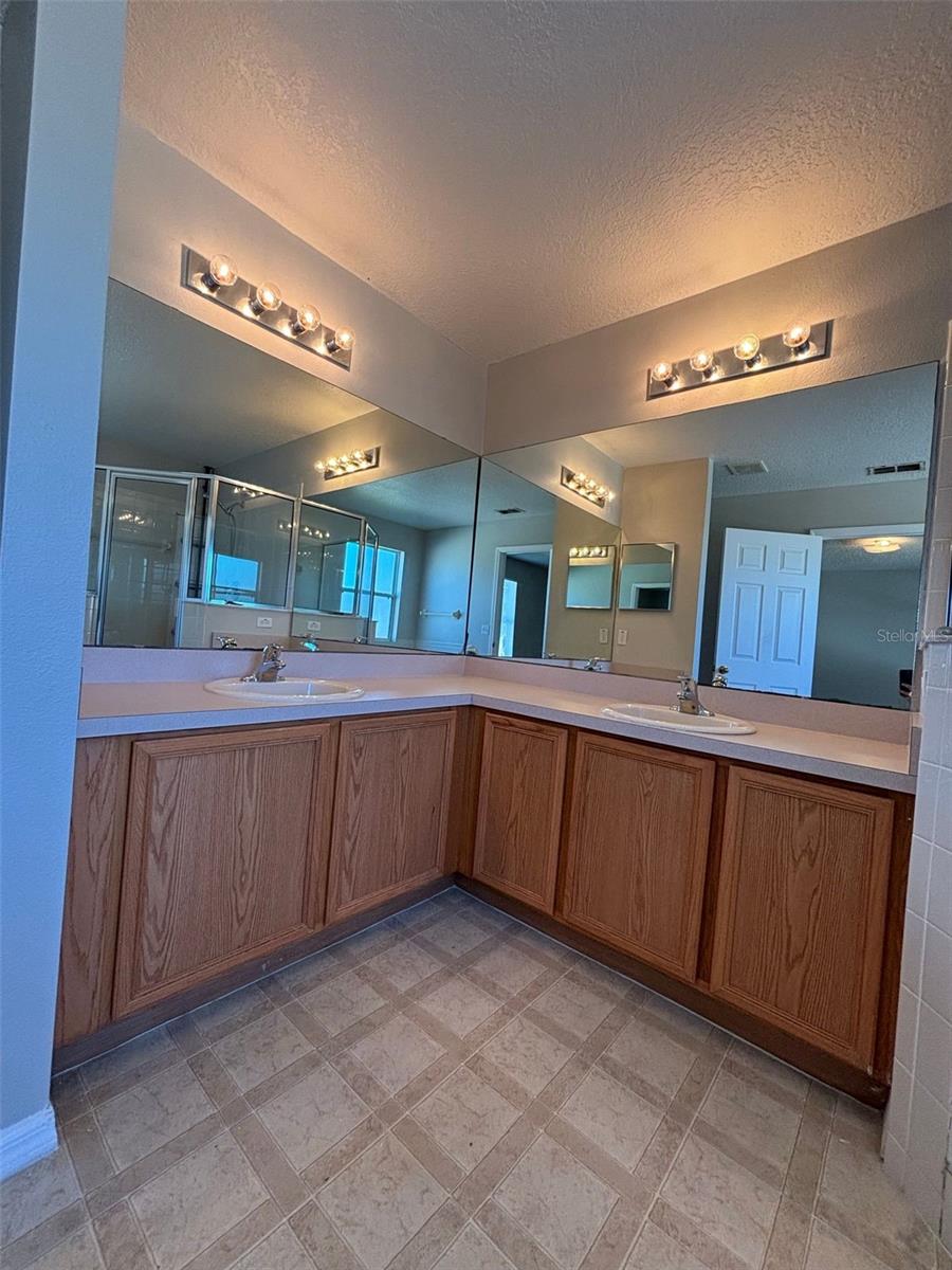 Image 30 of 35 For 423 Gannet Court