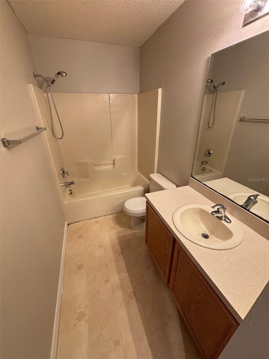 Image 32 of 35 For 423 Gannet Court