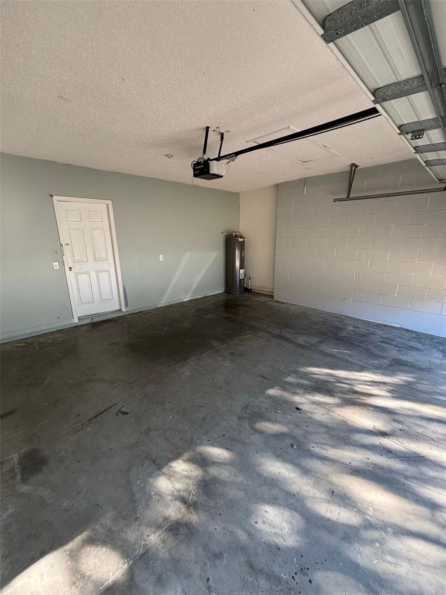 Image 33 of 35 For 423 Gannet Court