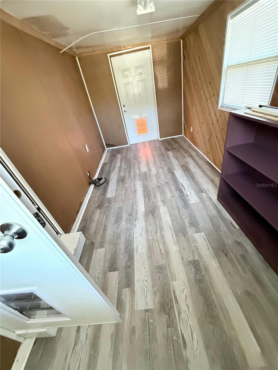 Image 11 of 24 For 2534 Shiner Drive