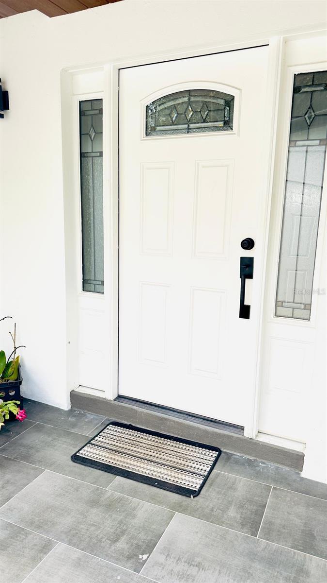 Image 8 of 23 For 14614 Bayonne