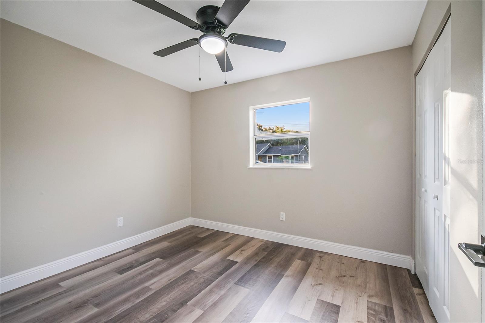 Image 20 of 43 For 2927 Tampa Avenue