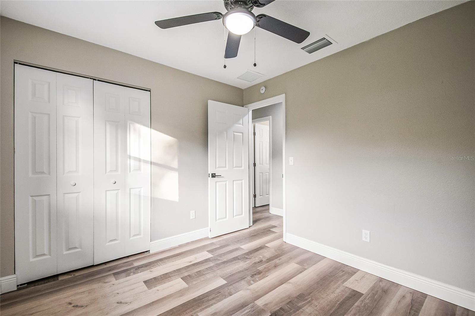 Image 21 of 43 For 2927 Tampa Avenue