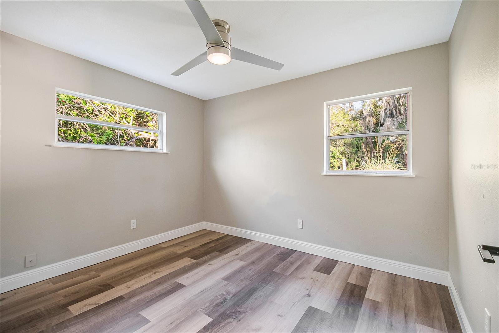 Image 25 of 43 For 2927 Tampa Avenue