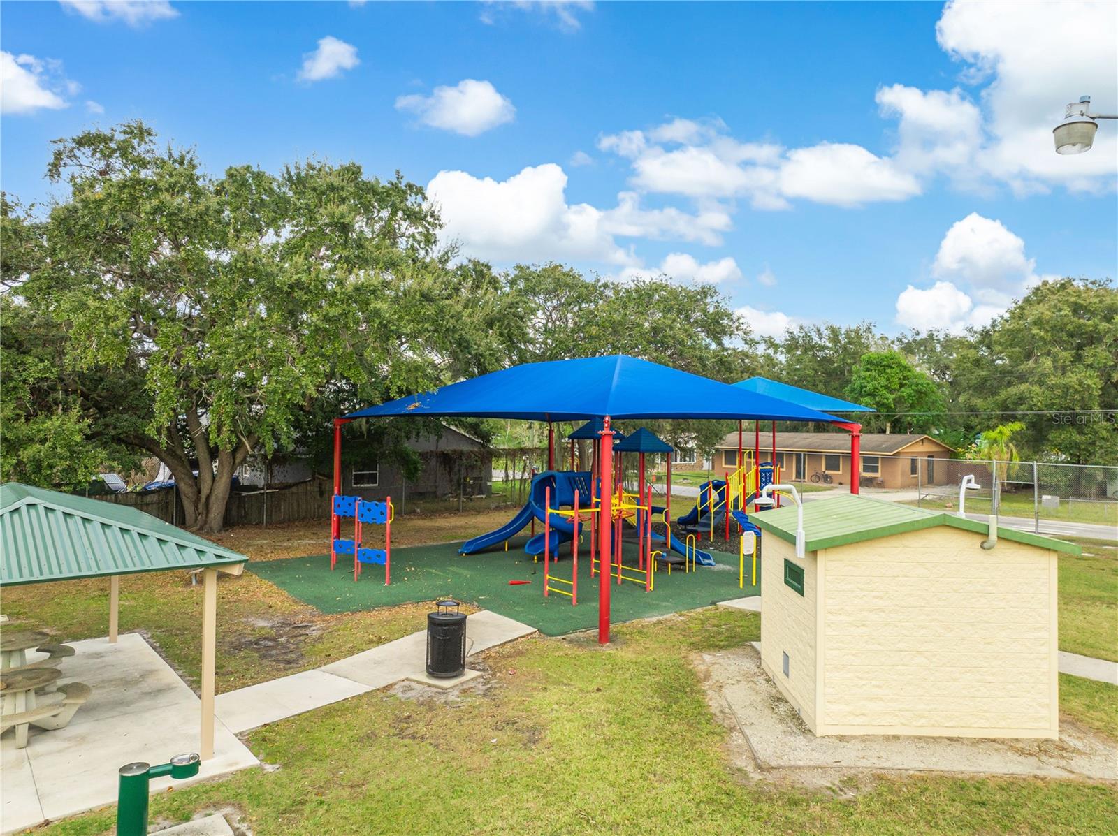 Image 36 of 43 For 2927 Tampa Avenue