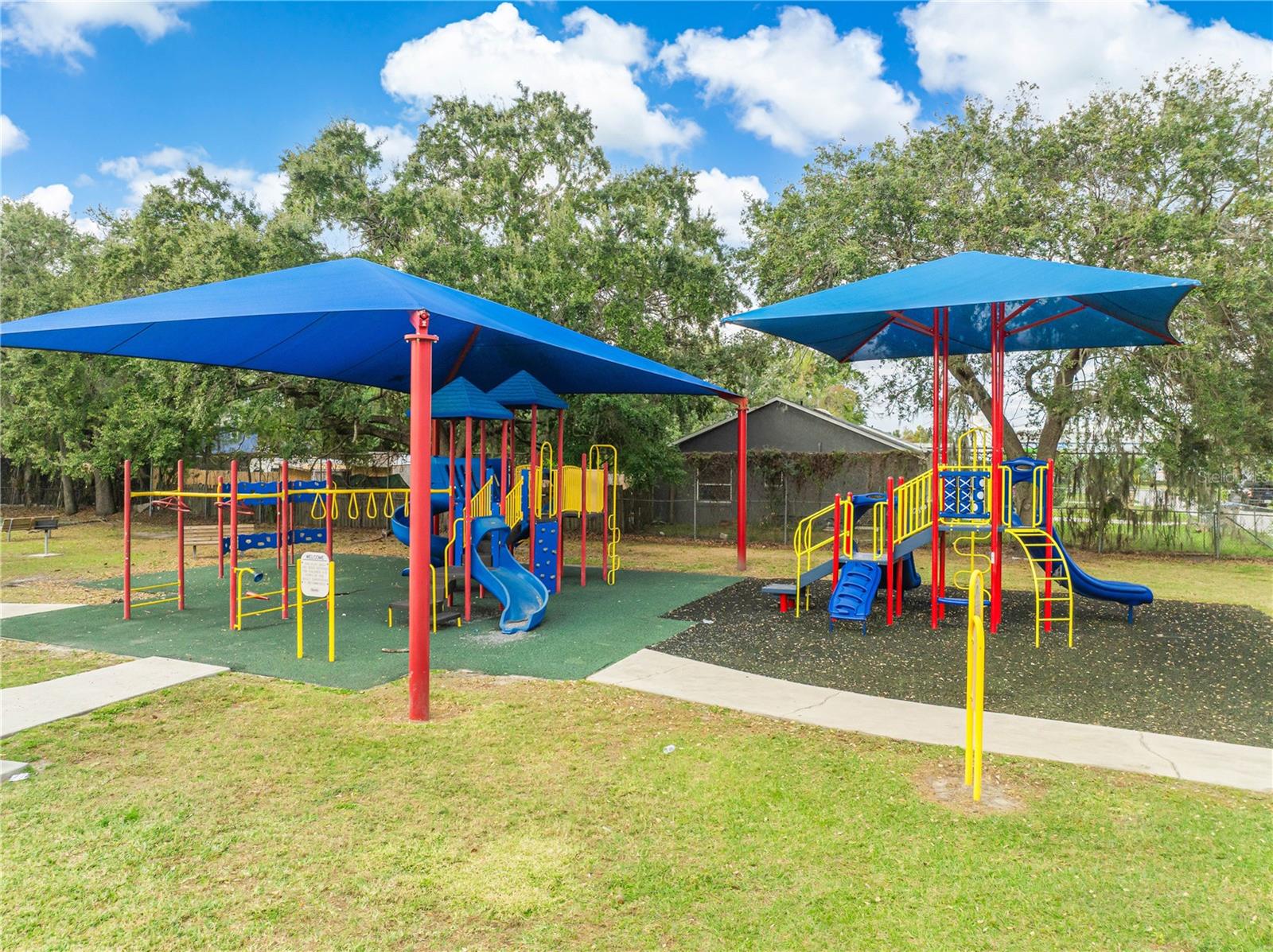 Image 37 of 43 For 2927 Tampa Avenue