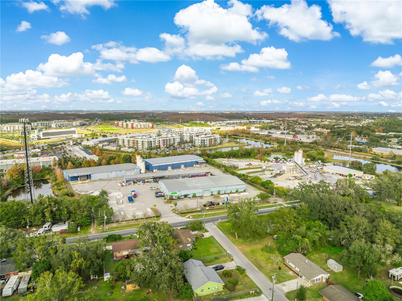 Image 42 of 43 For 2927 Tampa Avenue