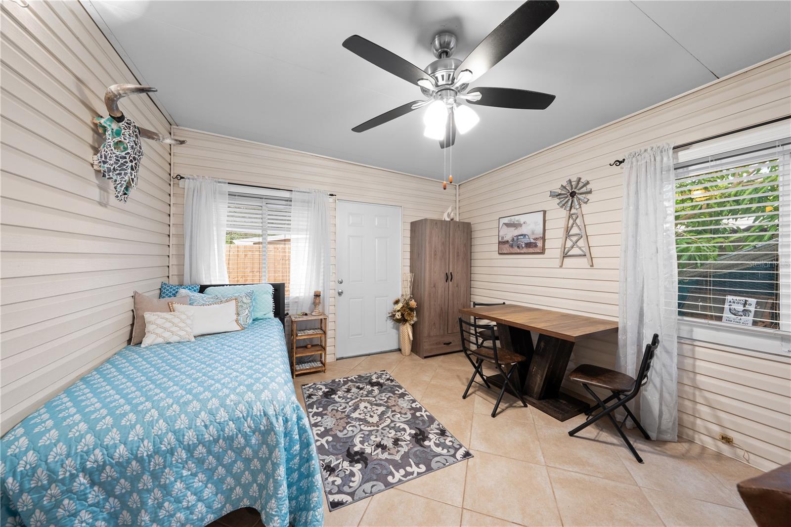 Image 25 of 45 For 6365 Woods Street