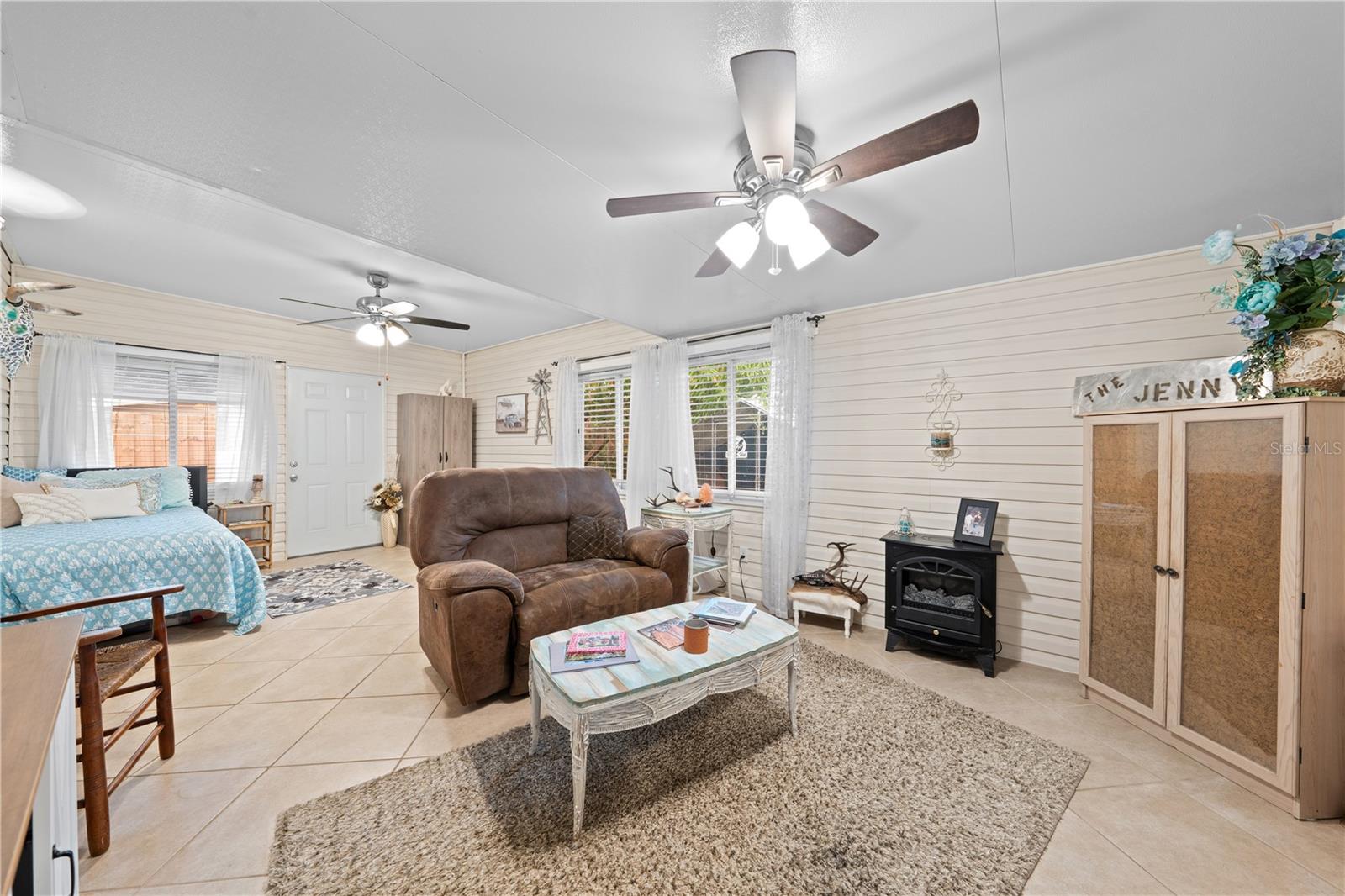 Image 28 of 45 For 6365 Woods Street