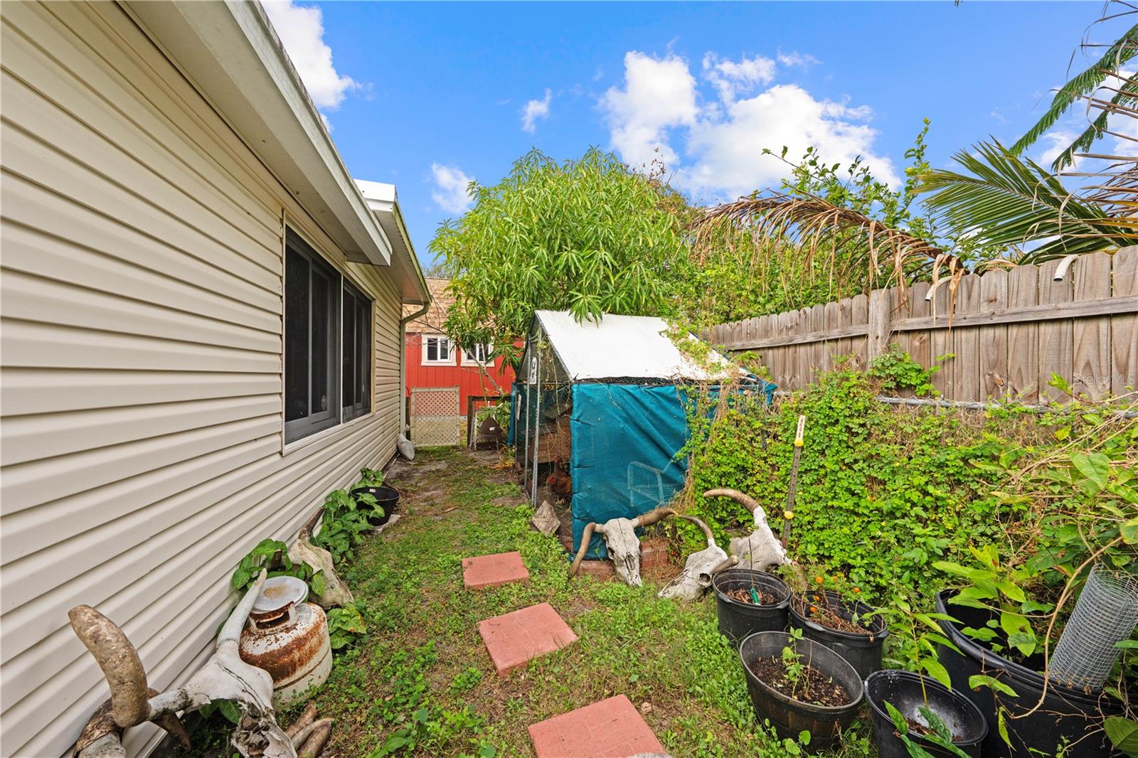 Image 34 of 45 For 6365 Woods Street