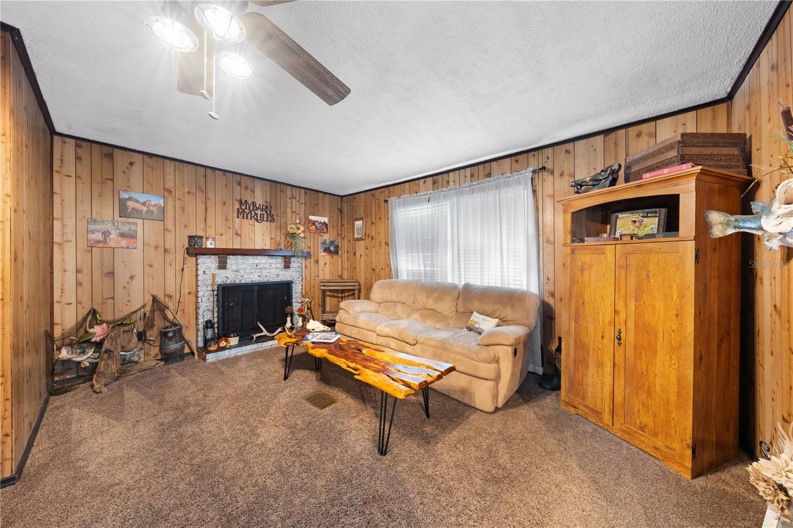 Image 8 of 45 For 6365 Woods Street