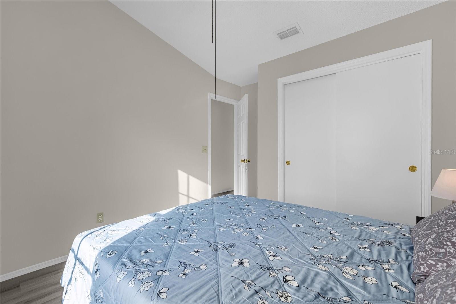 Image 11 of 32 For 6474 Haughton Lane