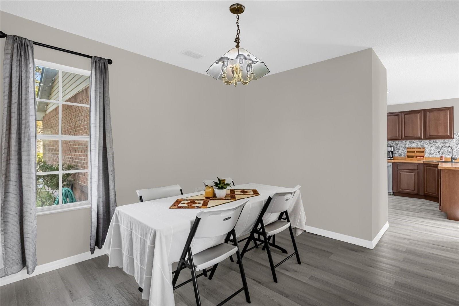 Image 3 of 32 For 6474 Haughton Lane