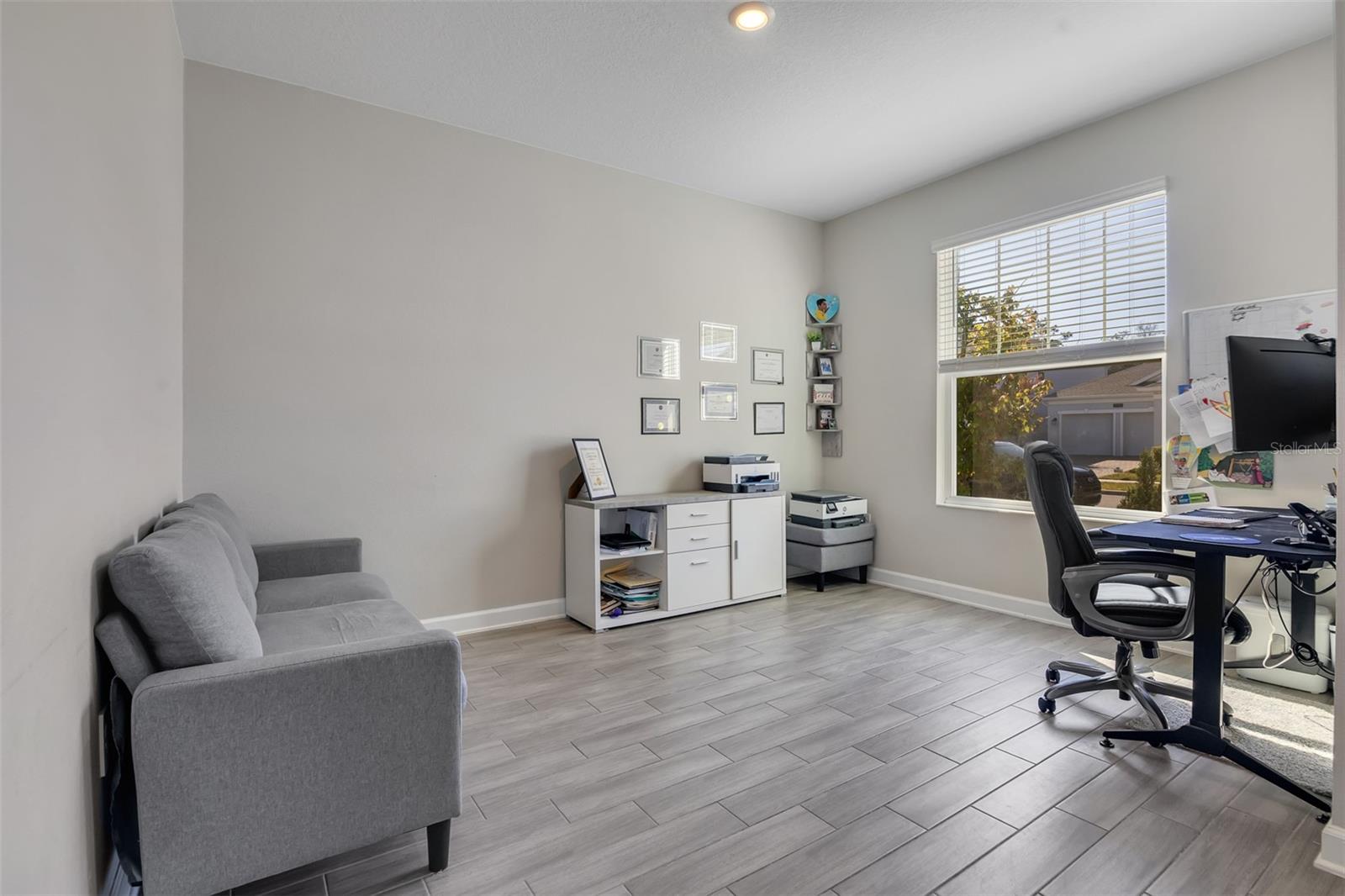 Image 10 of 46 For 11145 Lore Way