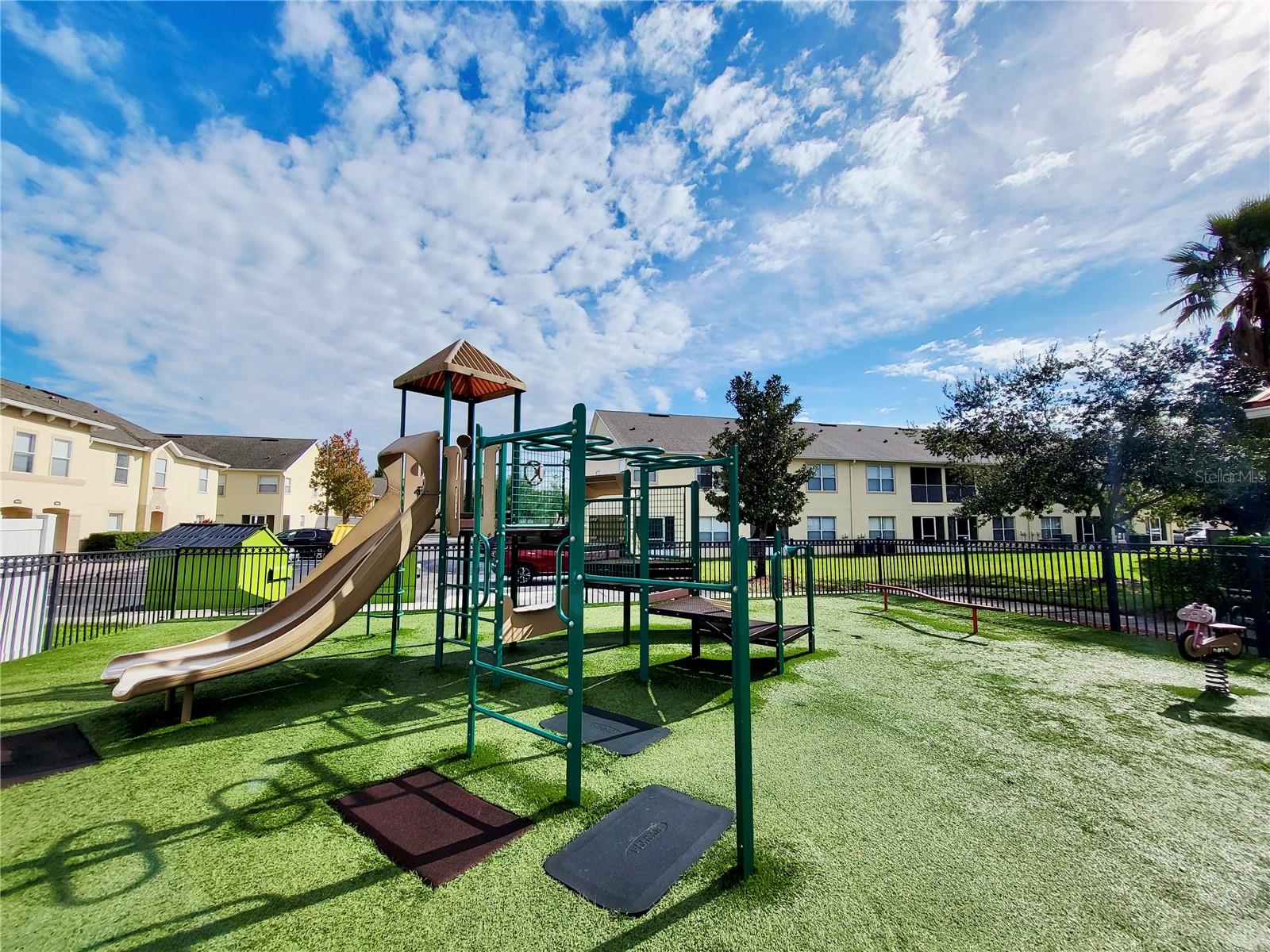 Image 15 of 18 For 2816 Club Cortile Circle A