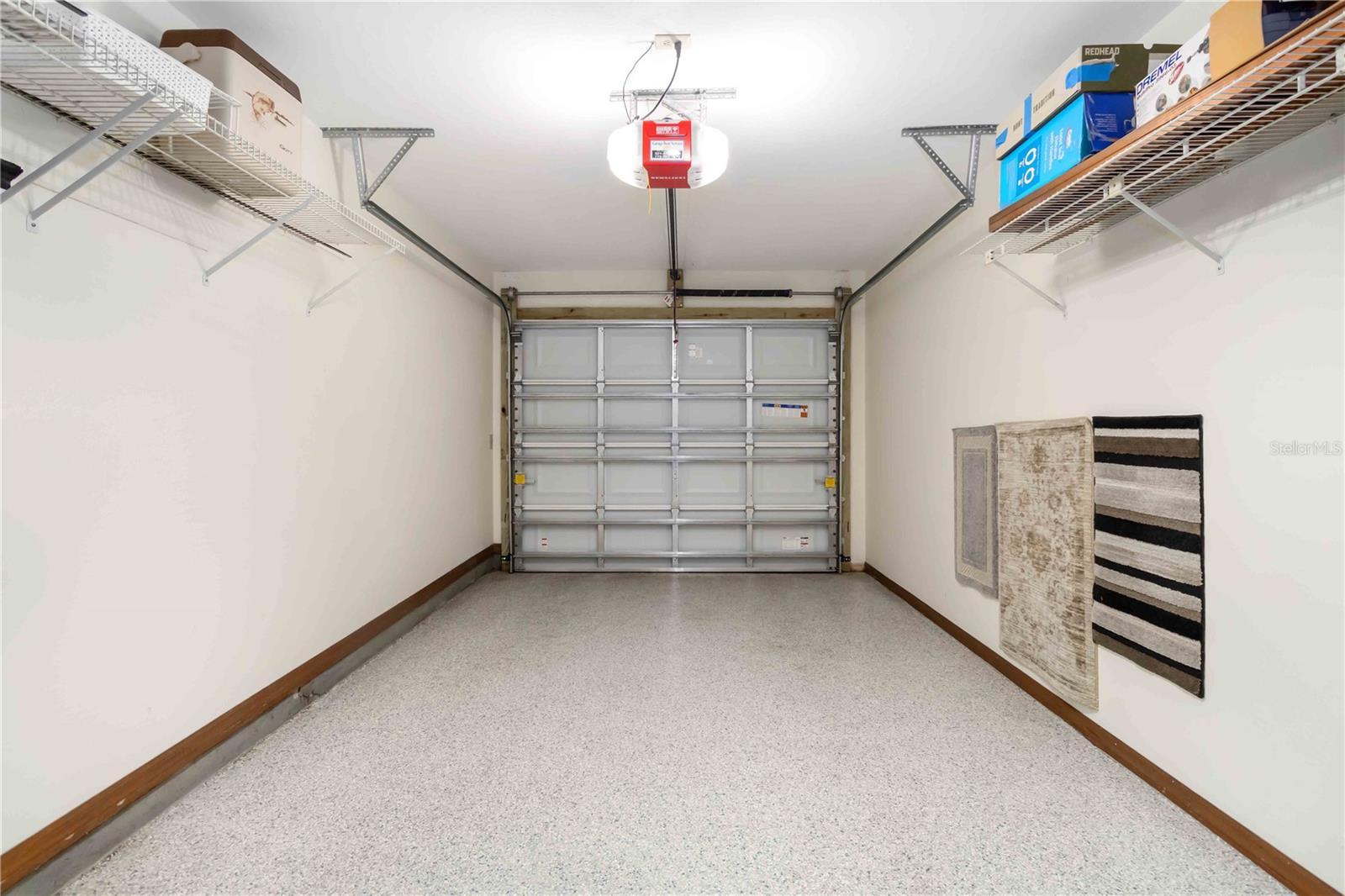 Image 30 of 42 For 610 Saint Albans Court 19d