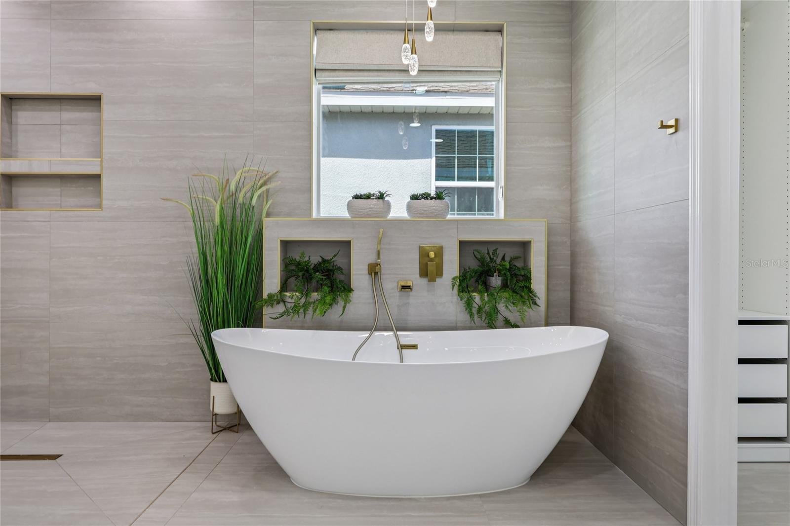 Image 22 of 32 For 14612 Glade Hill Park Way