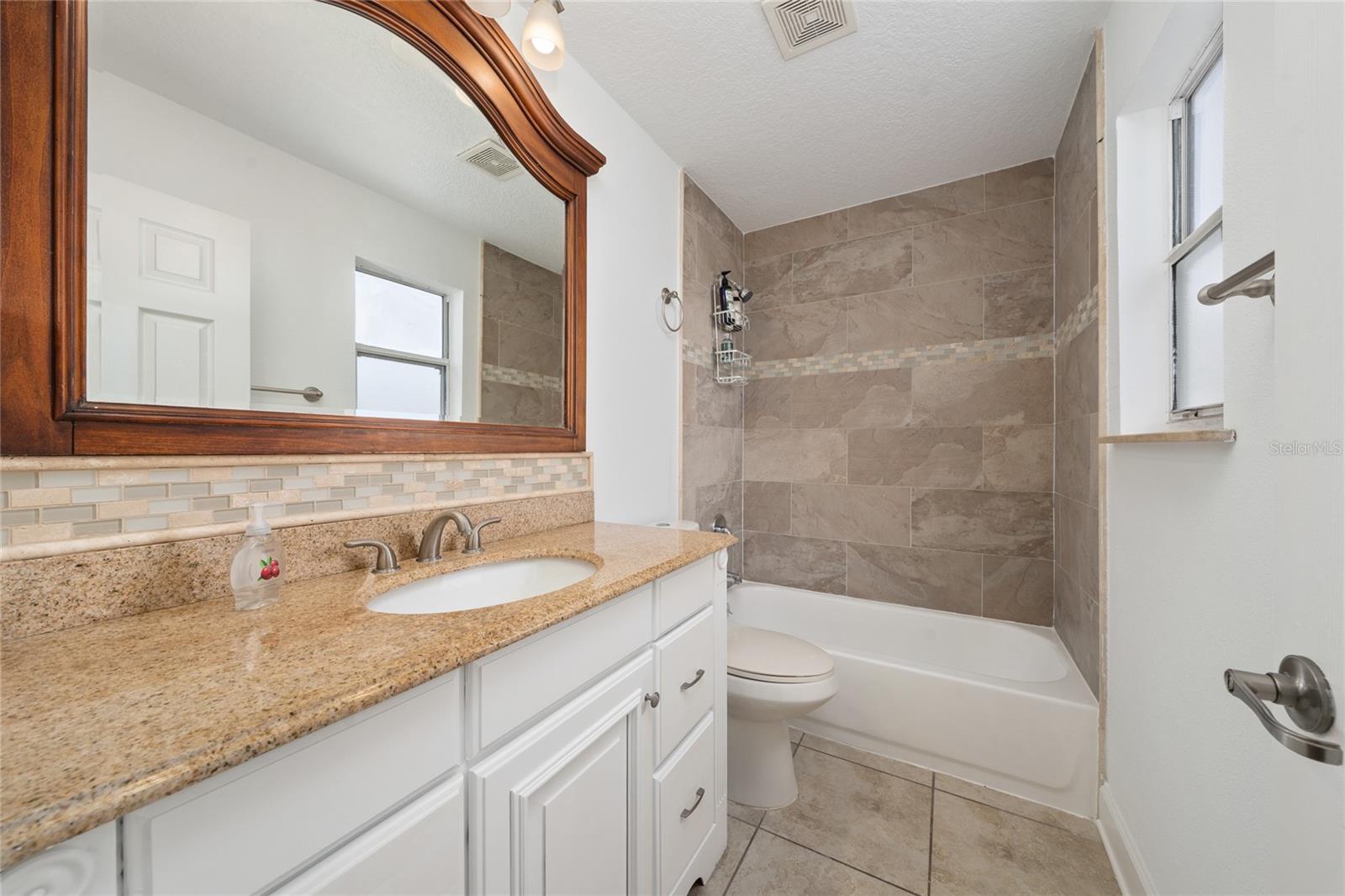 Image 16 of 25 For 2200 Kentucky Derby Drive