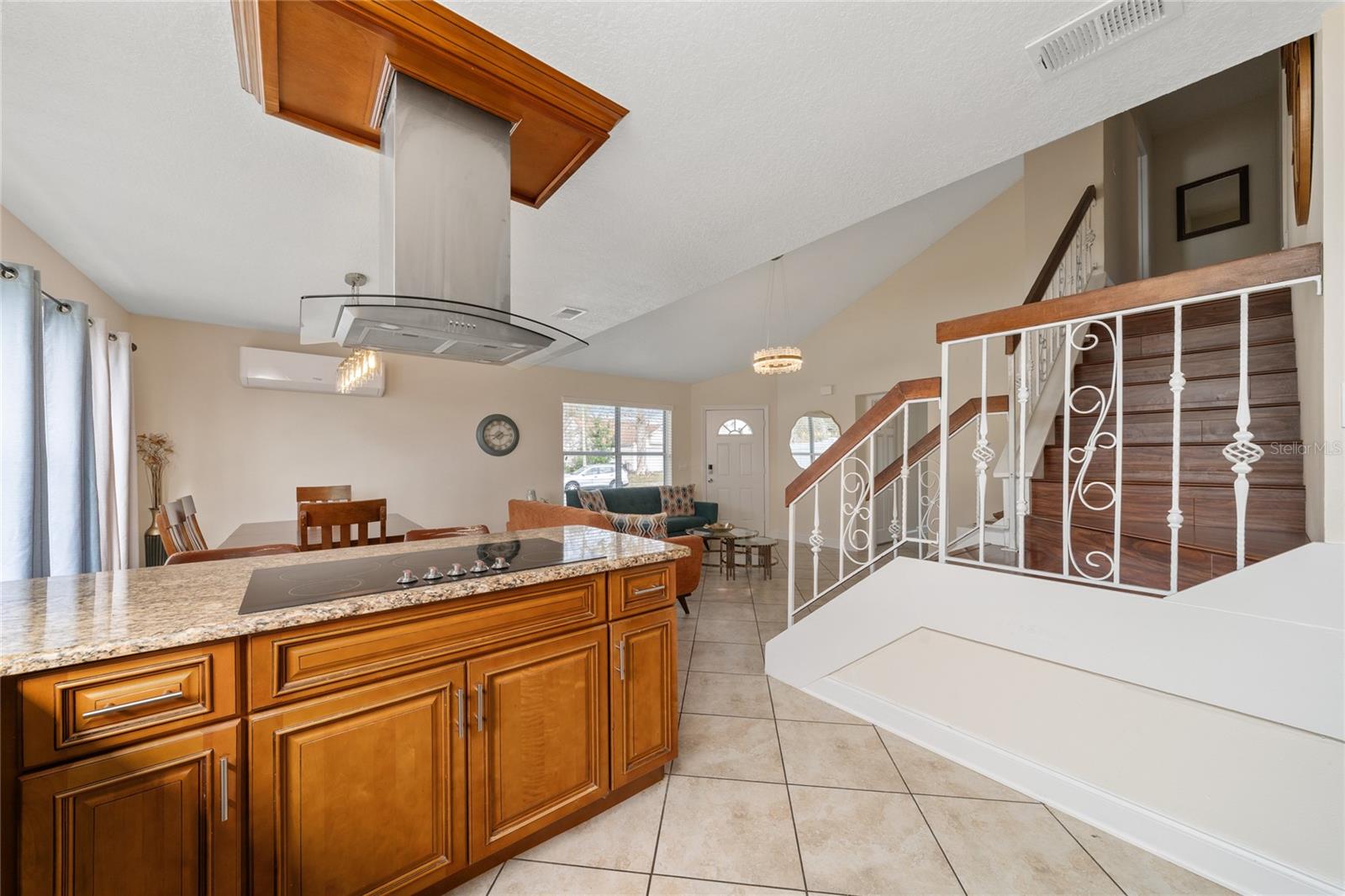 Image 6 of 25 For 2200 Kentucky Derby Drive