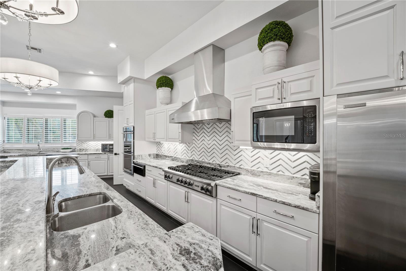 Image 15 of 79 For 1040 Sweetwater Club Boulevard