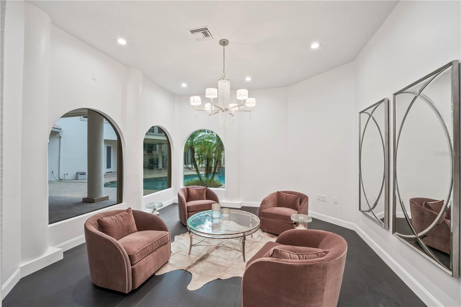 Image 22 of 79 For 1040 Sweetwater Club Boulevard