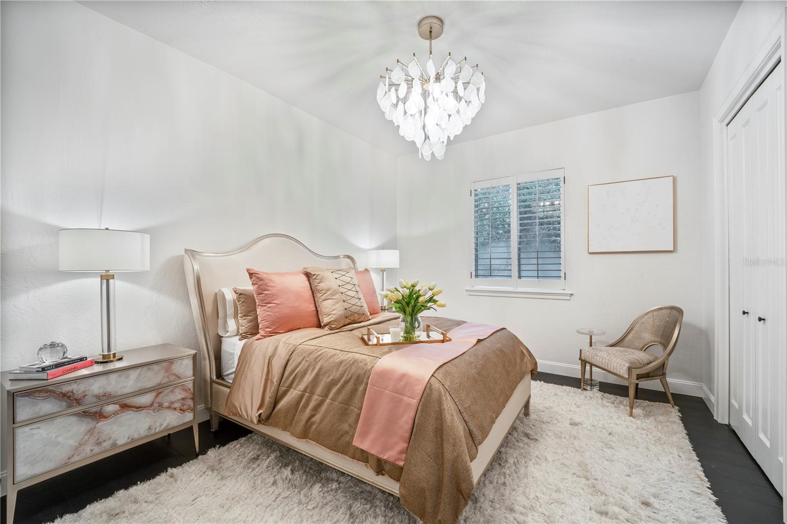 Image 30 of 79 For 1040 Sweetwater Club Boulevard