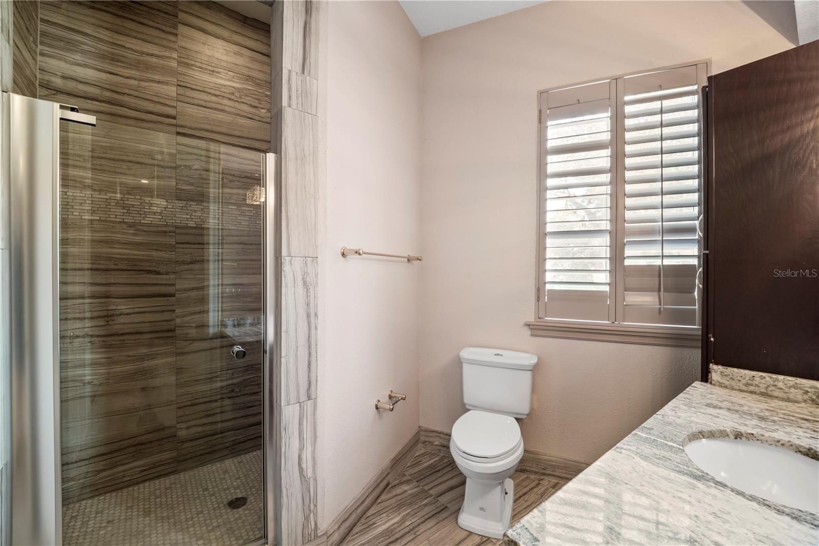 Image 51 of 79 For 1040 Sweetwater Club Boulevard