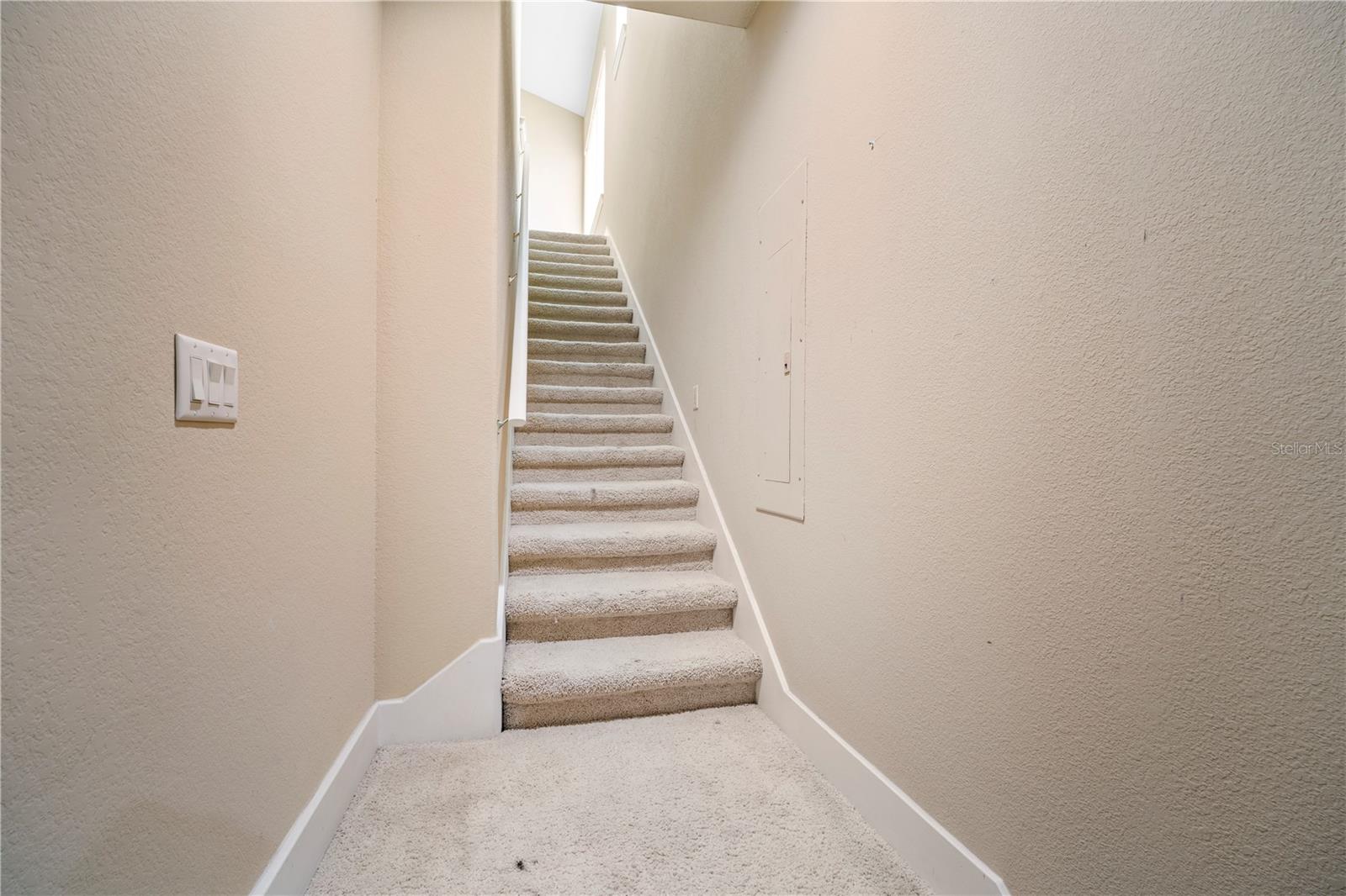 Image 53 of 79 For 1040 Sweetwater Club Boulevard