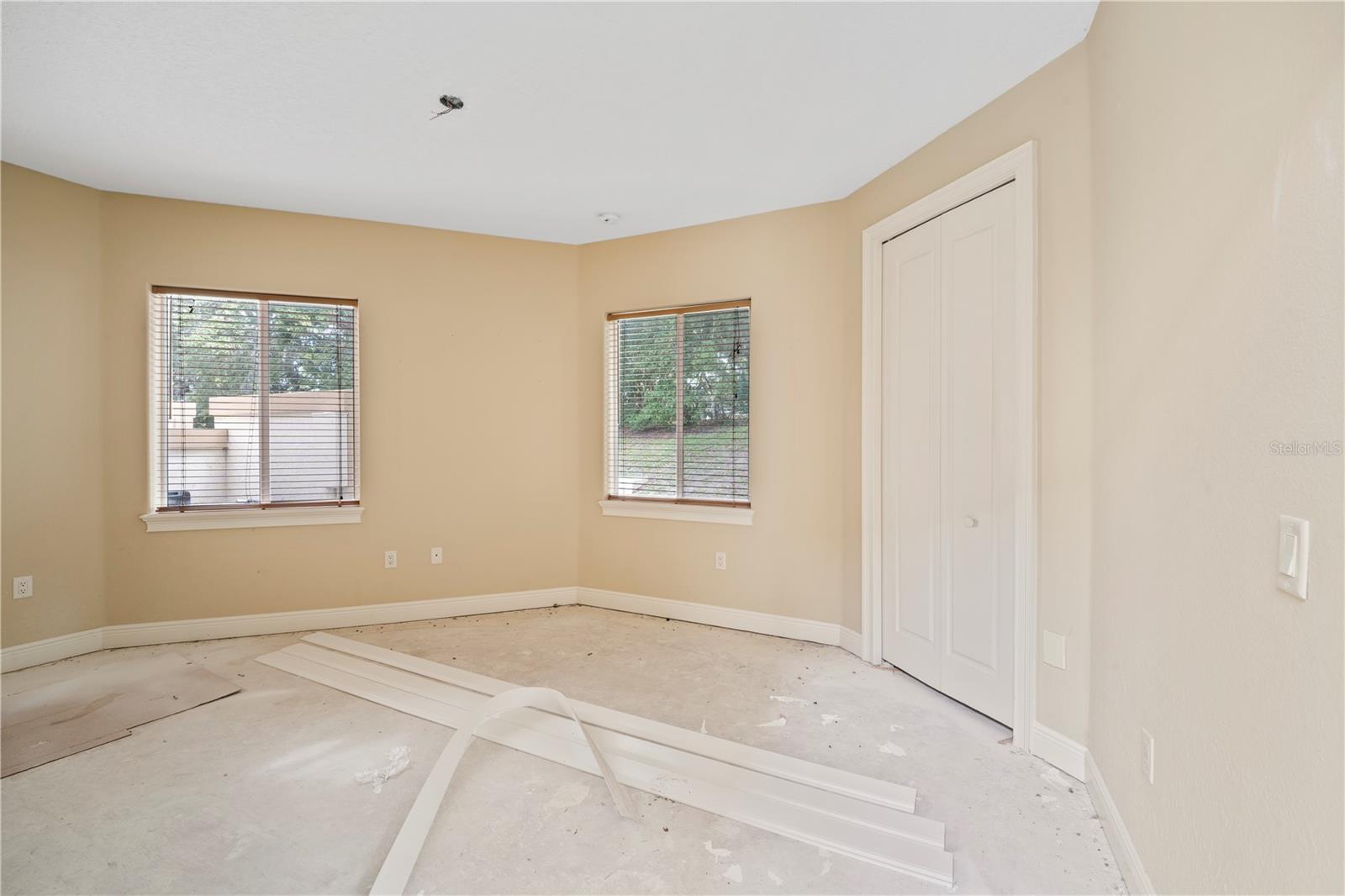 Image 69 of 79 For 1040 Sweetwater Club Boulevard