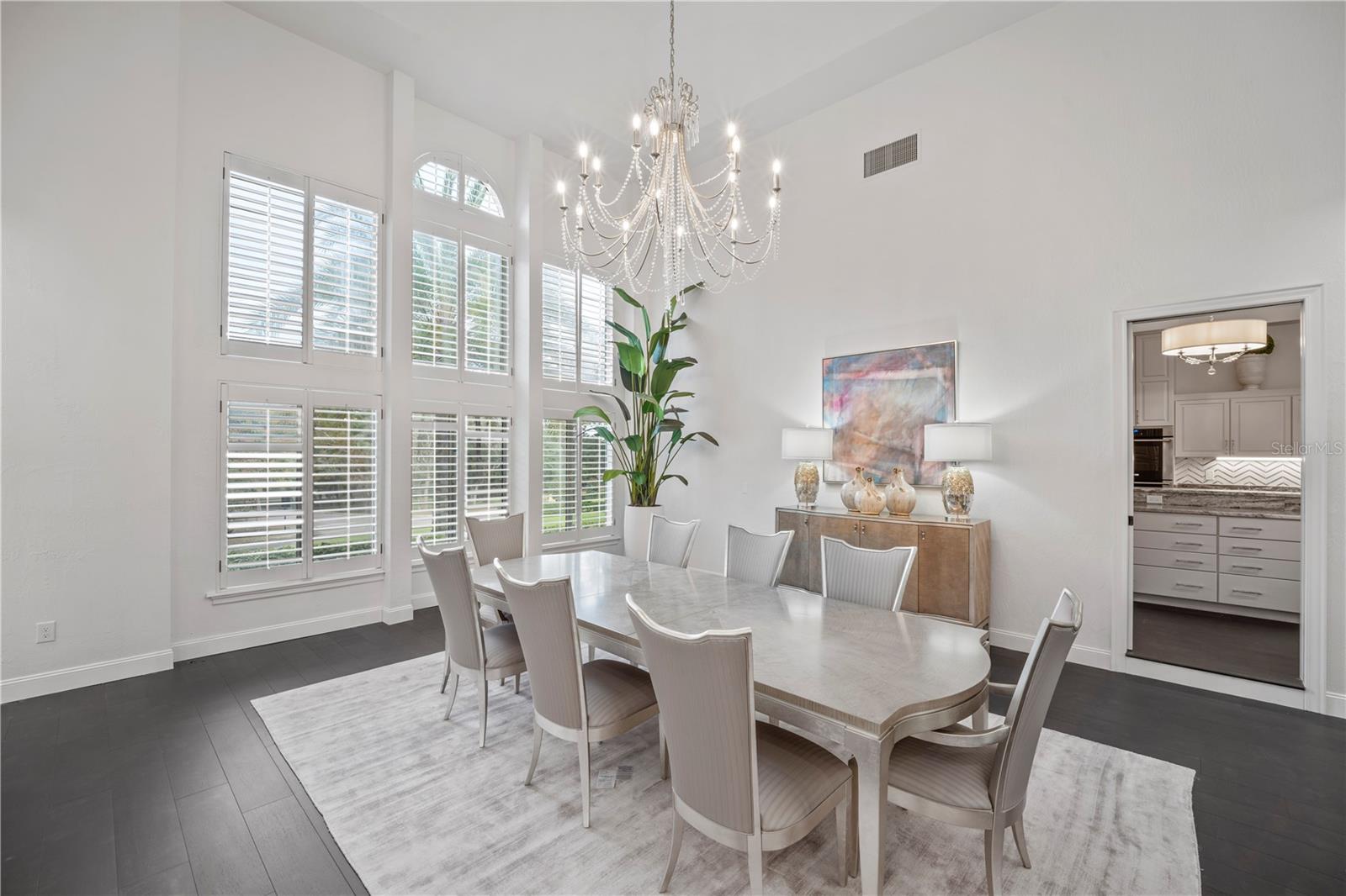 Image 7 of 79 For 1040 Sweetwater Club Boulevard