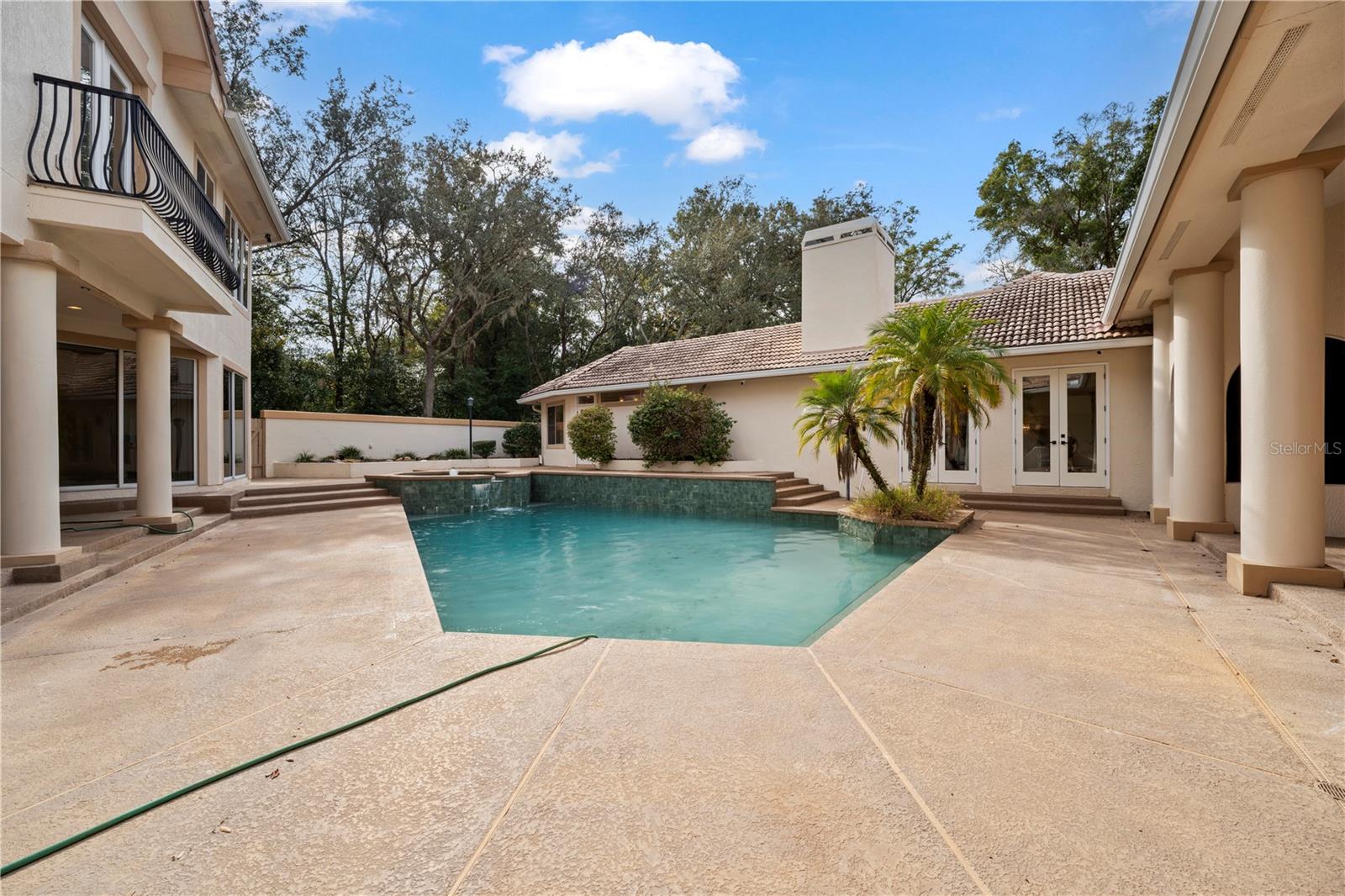 Image 70 of 79 For 1040 Sweetwater Club Boulevard