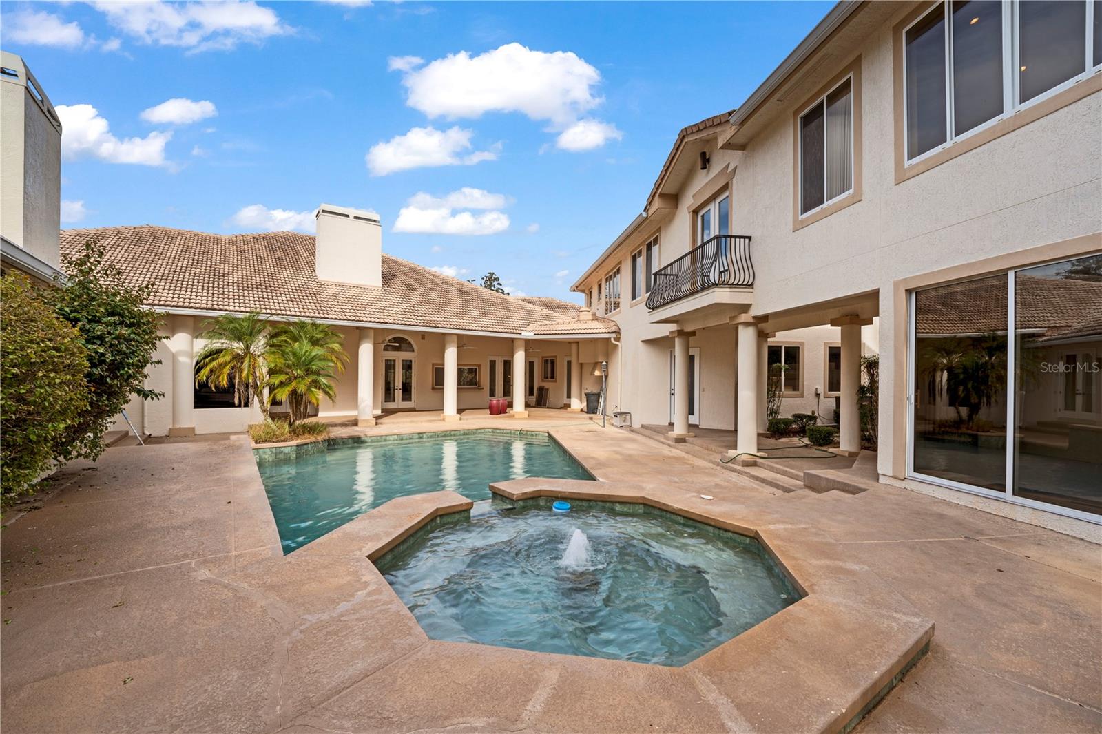 Image 71 of 79 For 1040 Sweetwater Club Boulevard