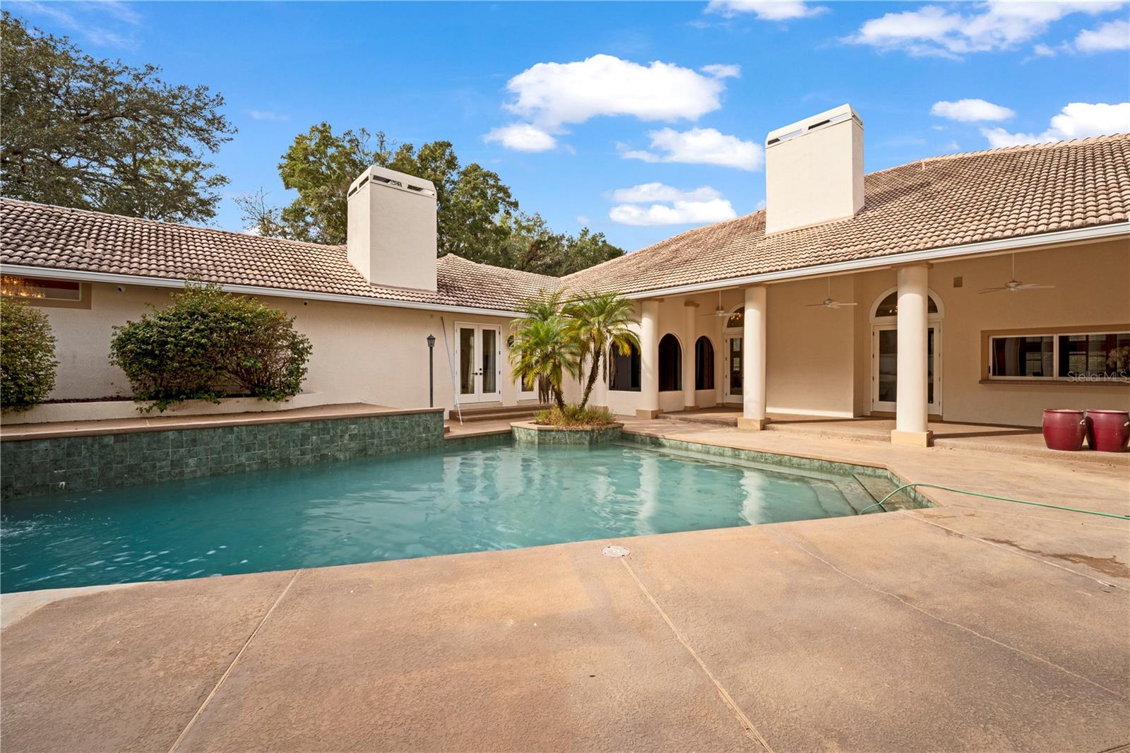 Image 72 of 79 For 1040 Sweetwater Club Boulevard