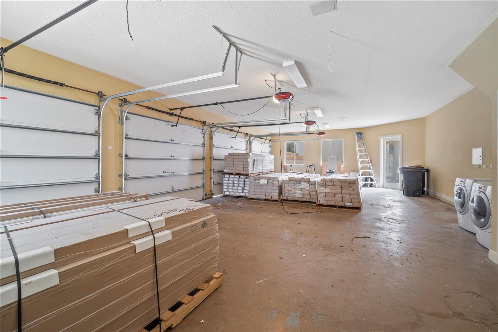 Image 74 of 79 For 1040 Sweetwater Club Boulevard