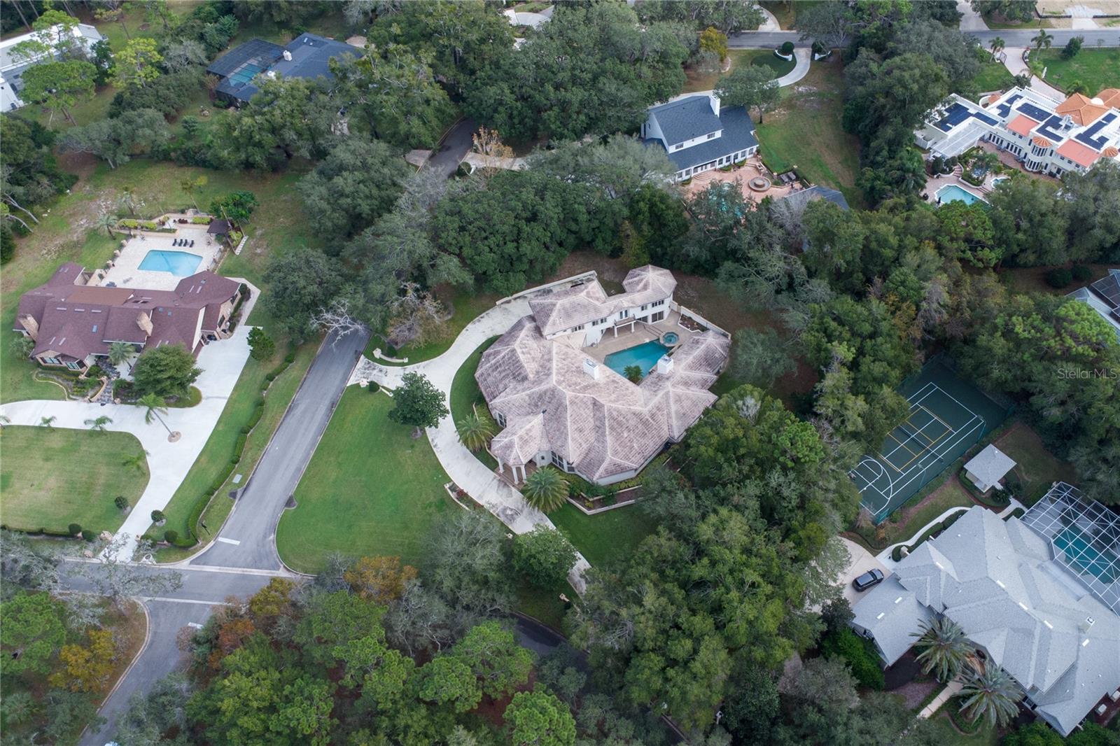 Image 76 of 79 For 1040 Sweetwater Club Boulevard